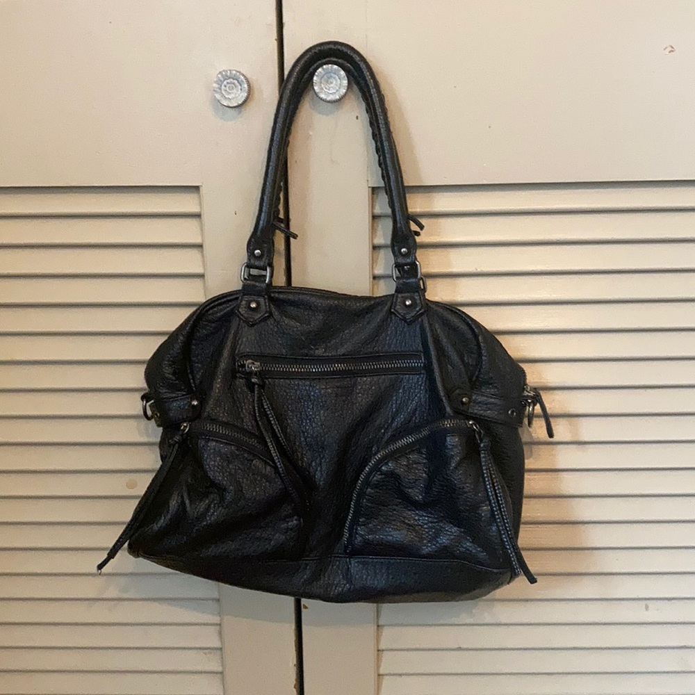 Black Faux Leather Bag 🐈‍⬛